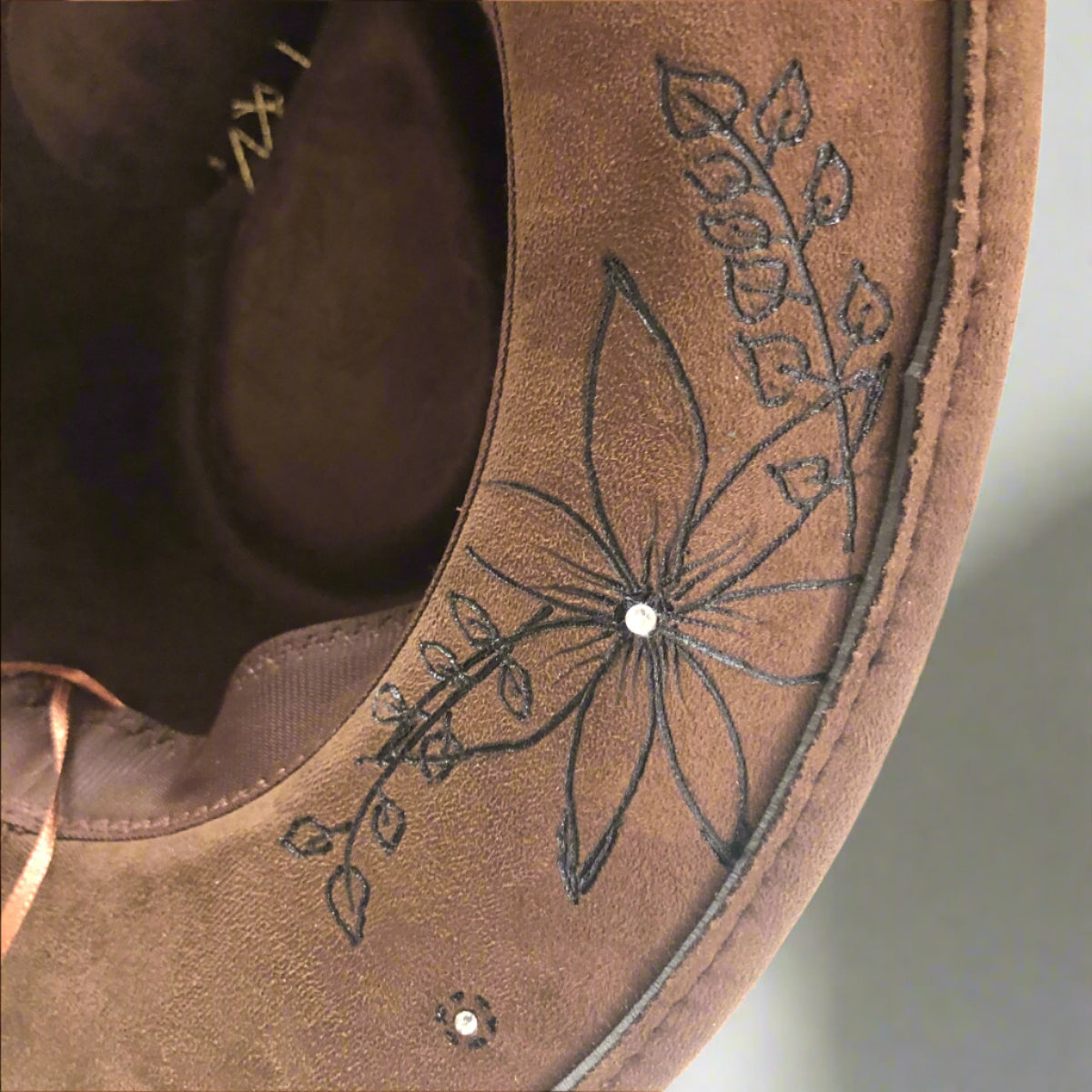 Floral Burned Faux Suede Hat in Brown