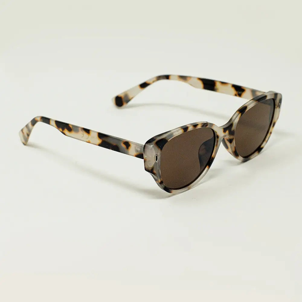 Q2 Oval Sunglasses in Havana Brown