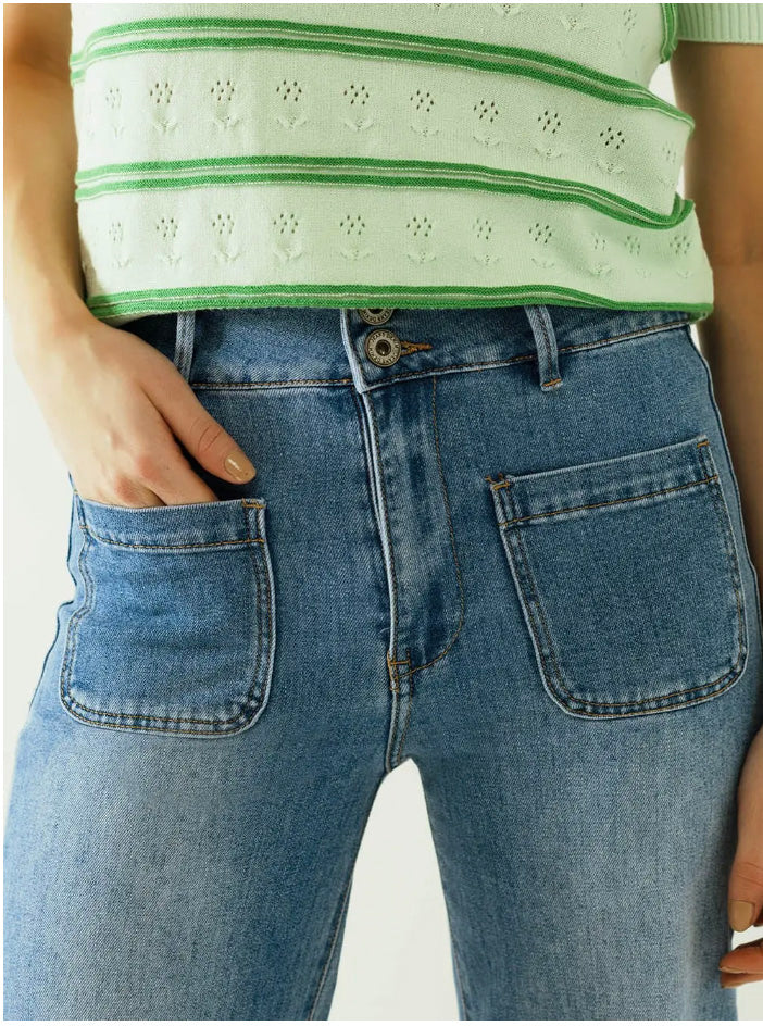 Q2 Wide Leg Jeans with Metallic Button Front Closure