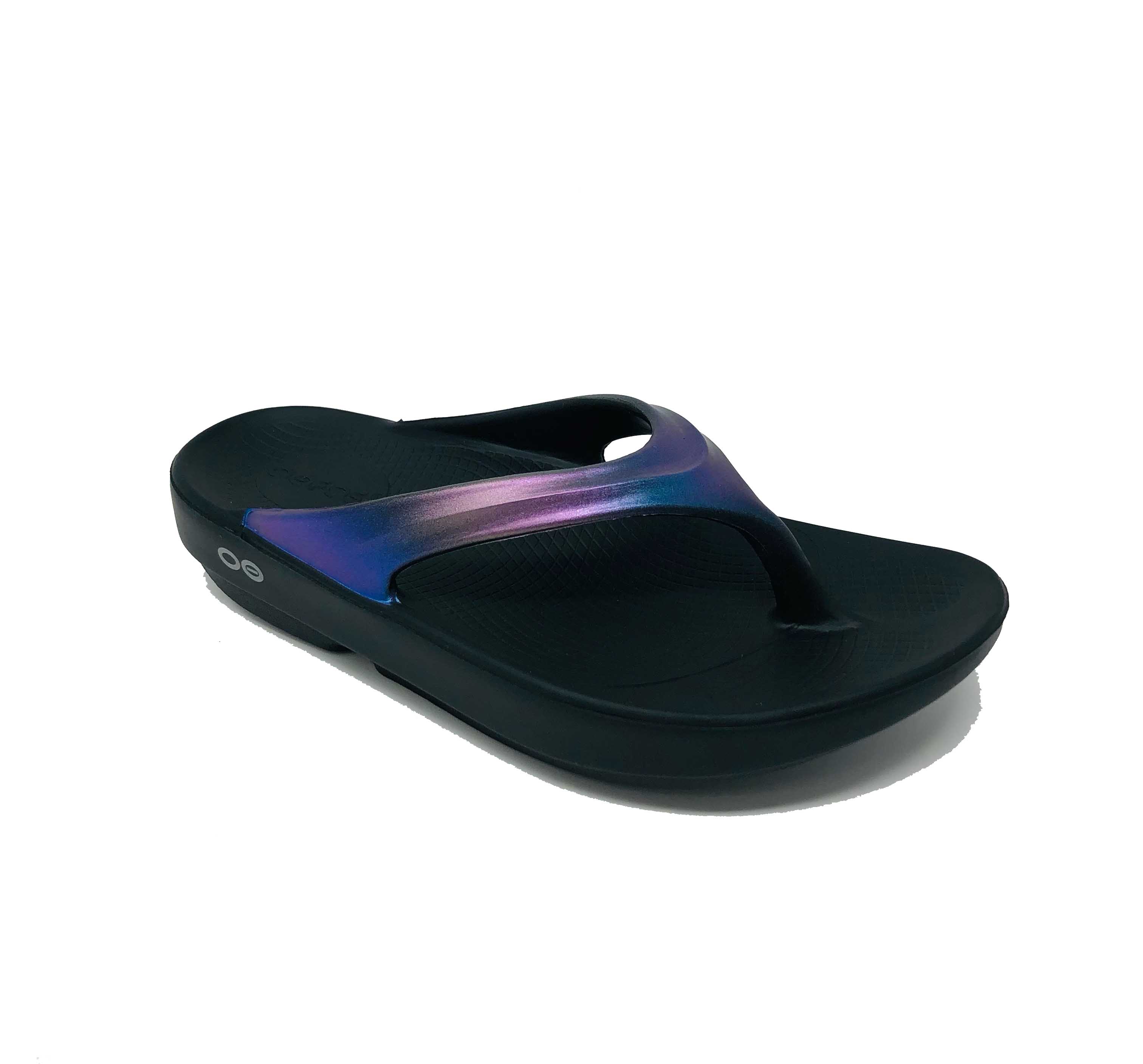 Oofos Women's Oolala Luxe Sandal Midnight Spectre