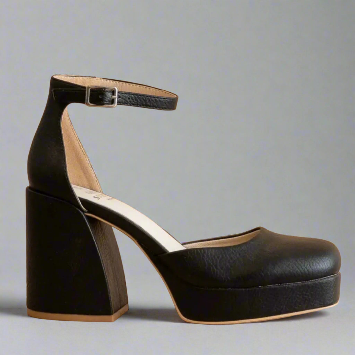 The Oslo Chunky Platform Mary Jane