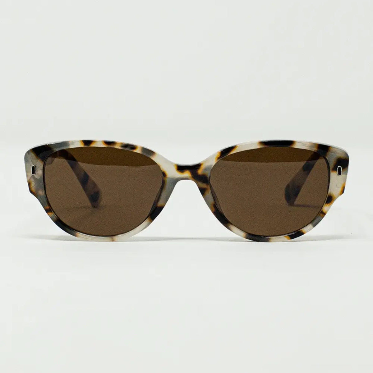Q2 Oval Sunglasses in Havana Brown